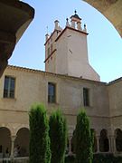 Vue du cloître et du clocher