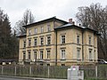 Villa mit Nebengebäude und Grundstück „Villa-Knoch“