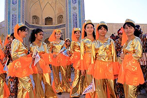 Festival de la soie et des épices à Boukhara (Ouzbékistan). (définition réelle 4 752 × 3 168)