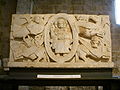 Architrave romane, représentant le Christ rédempteur et symboles évangélistes, signée Bonusamicus, dernier quart du XIIe siècle