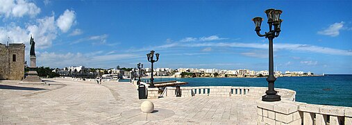 Panorama du bord de mer.