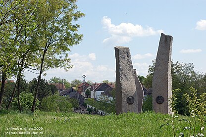 Споменик жртвама фашистичког терора у Манђелосу