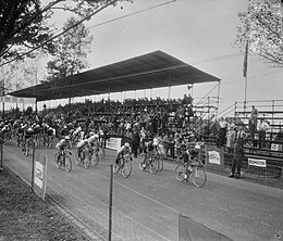Start of the 1952 World Championships road race