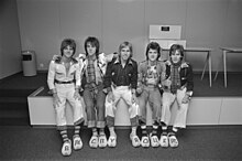 Longmuir (right) with the Bay City Rollers in 1976.