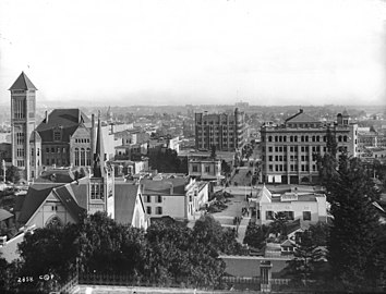 c.1893–1900, looking east along Third St. from Olive St. on Bunker Hill. 3 buildings stand out from left to right: the 1888 City Hall (Broadway between 2nd/3rd), the Stimson Block (3rd & Spring), and the Bradbury Building (3rd & Broadway)