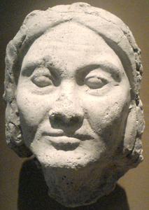 Visage d'une vieille femme de la fin du règne d'Akhenaton, Metropolitan Museum of Art, New York.