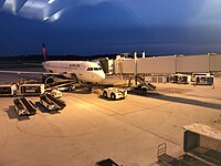 Delta Air Lines A320 at Gate B3