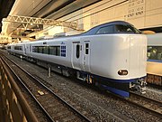 米原方向的車頭（クモハ270-4）