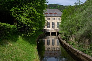 Krafthaus und Kanal des Kraftwerkes