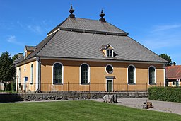 Lövstabruks kyrka i augusti 2021