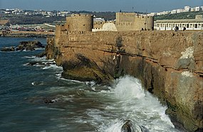 O Dar el Bahr ou Qasr el-Bahr ("Castelo do Mar"), uma fortaleza à beira-mar construída pelos portugueses no século XVI em Safim