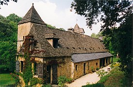 Le château de Cipières.