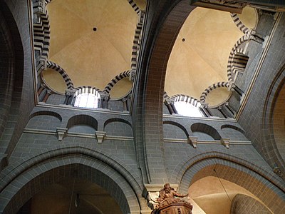 The cupolas over the nave