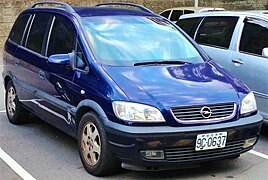 Opel Zafira A phase 1