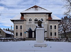 Théâtre, classé[8].