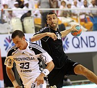 Dragan Gajić, sous les couleurs d'Al-Sadd SC, et Dominik Klein du THW Kiel.