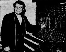 Kingsley with a Moog synthesizer, 1970