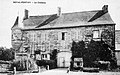 La maison-forte (manoir du Vergier datant de 1639) du bourg de Noyal-Pontivy vers 1910 (mairie actuelle).