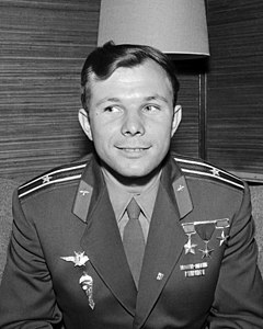 Yuri Gagarin, by Arto Jousi (restored by Adam Cuerden)