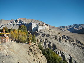 A dzong (fortaleza) de Charang