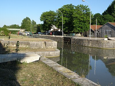 L'écluse de Beaulieu, à l'entrée du Canal de Beaulieu.