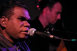 Geoffrey Gurrumul Yunupingu, chanteur de langue yolngu.