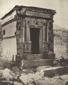 굽타 시대에 지어진 자이나교 사원인 파타이니 사원.