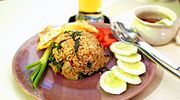 Khao phat kaphrao, riz frit thaïlandais au basilic sacré