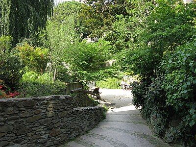 Square Roger-Stéphane.