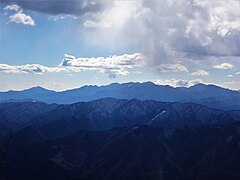 大岳山から丹沢の山々