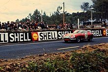The 275 GTB/C of Roy Pike and Piers Courage at the 1966 24 Hours of Le Mans.
