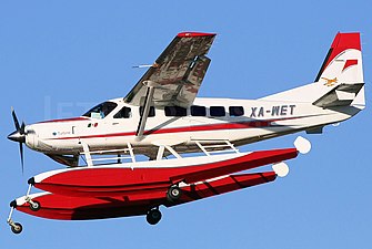 Cessna 208 floatplane with amphibious floats