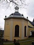 Curt von Stedingks gravvård vid Björnlunda kyrka. April 2009.