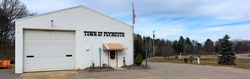 Town hall on Wis-82