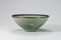inlay carved tea cup with silver lining, Goryeo celadon