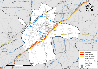 Carte en couleur présentant le réseau hydrographique de la commune