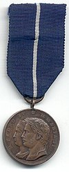 Medalha de D. Pedro e D. Maria (anverso).