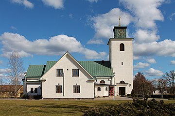 Kyrkan från väster