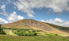 File:Mam Tor Castleton.jpg (Mam Tor)