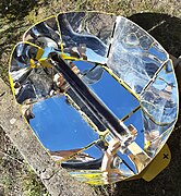Solar cooker with evacuated glass tube
