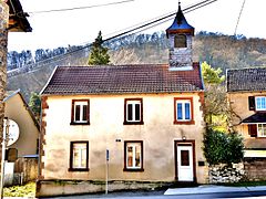 L'ancienne école et son clocheton.