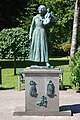 Statue in Ljungby of the opera singer Kristina Nilsson (1843-1921), 1938.