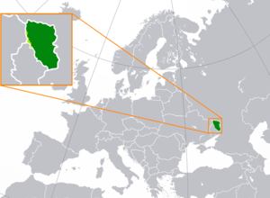   深綠：亲俄政府實際統治區域，含2022年俄羅斯入侵烏克蘭中佔領的領土   淺綠：主張的領土，但现今未實際管轄區域（卢甘斯克州）