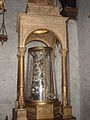 《キリストの鞭打ちの際に用いられた円柱》ローマ、サンタ・プラッセーデ教会。