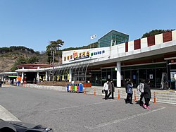 Namseongju Chamoe Service Area.jpg