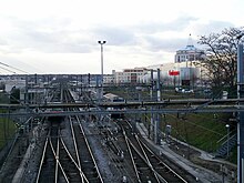 General view to the west (towards Paris) from the east side of the station