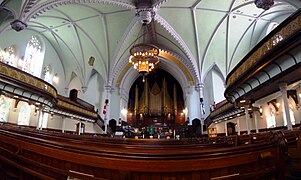 Intérieur de l'église, 2010.