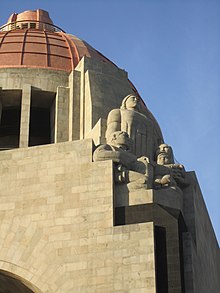 Oliverio Martínez's sculpture Independencia at the Monumento a la Revolución.