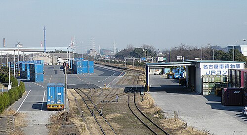 駅構内