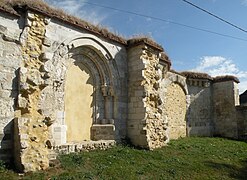 Les ruines de l'abbatiale.